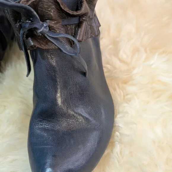 Chanii B Knee High Blue Leather Ruffle Heeled Zip Up Boots Size 41