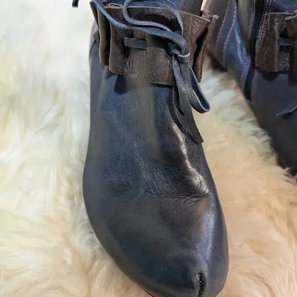 Chanii B Knee High Blue Leather Ruffle Heeled Zip Up Boots Size 41