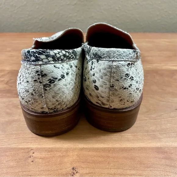 Chelsea &amp; Violet Faux Snake Print Leather Upper, Healed Loafers, Womens size 9