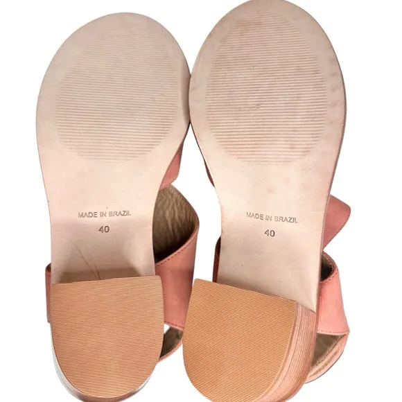Chocolat Blu Sandals size 40 Leather Block Heel