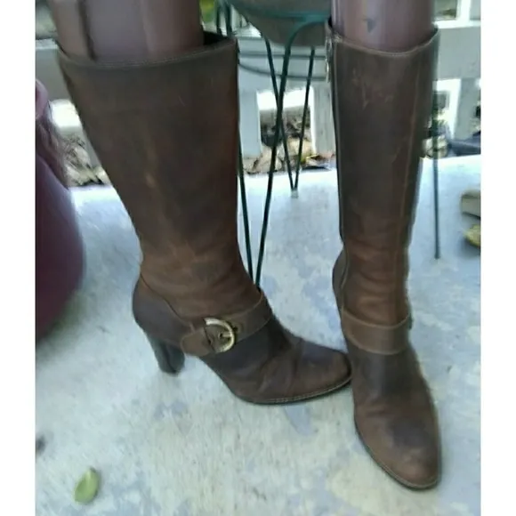 CIRCA JOAN &amp; DAVID ZADARAH BROWN OIL LEATHER BOOTS