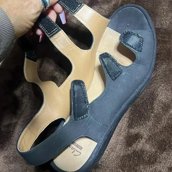 Clarks Reedly Juno Faux Suede Platform Wedge Sandals Black