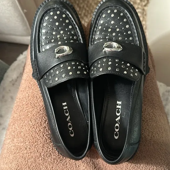 Coach Leela Loafers size 7 studded leather sole wear   creasing and flaw on toe