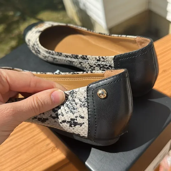 Coach Women’s Chelsea Blue Snakeskin Embossed Matte Ballet Flats