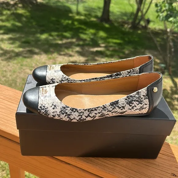 Coach Women’s Chelsea Blue Snakeskin Embossed Matte Ballet Flats