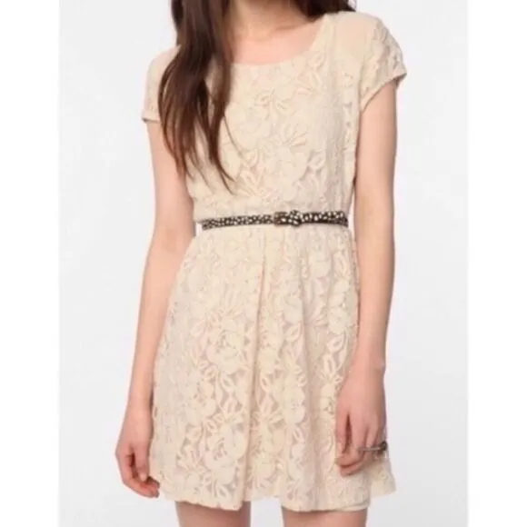 Coincidence &amp; Chance Urban Outfitters Cream Lace Overlay Dress
