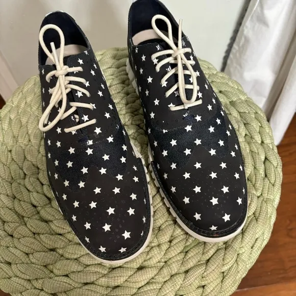 Cole Haan Grand.OS  Denim Blue White Stars Patriotic Lace Up Wingtip Sneakers