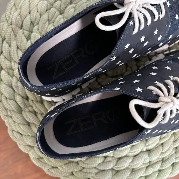 Cole Haan Grand.OS  Denim Blue White Stars Patriotic Lace Up Wingtip Sneakers
