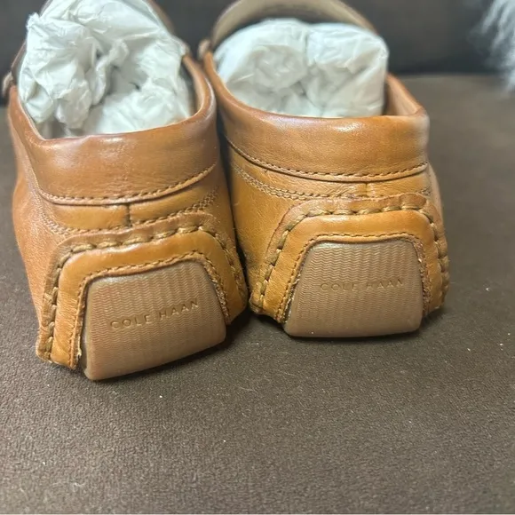 Cole Haan men’s genuine leather brown loafers size 9.5 rubber soles