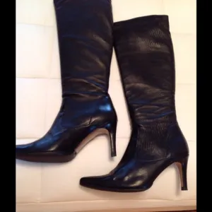 Cole Hann Leather Boots Addl Pics