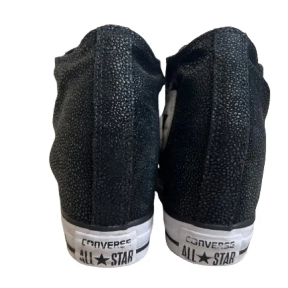 Converse All Stars Mid Lux Black Pebbled Leather Hidden Wedge Hi Tops. Size 9