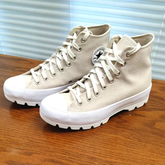 Converse CTAS Hi Lugged Platform Sneakers SIZE 10.5