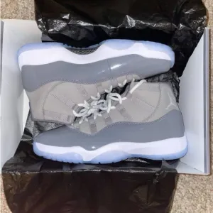 Cool Grey Jordan 11 (Size 11)