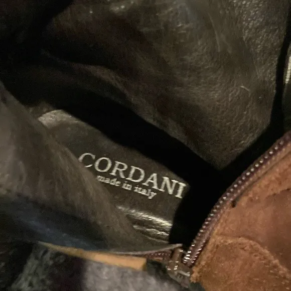Cordani Orlando distressed suede brown‎ boots.  size 37