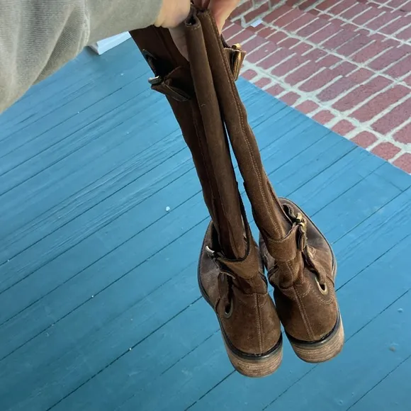 Cordani Orlando distressed suede brown‎ boots.  size 37