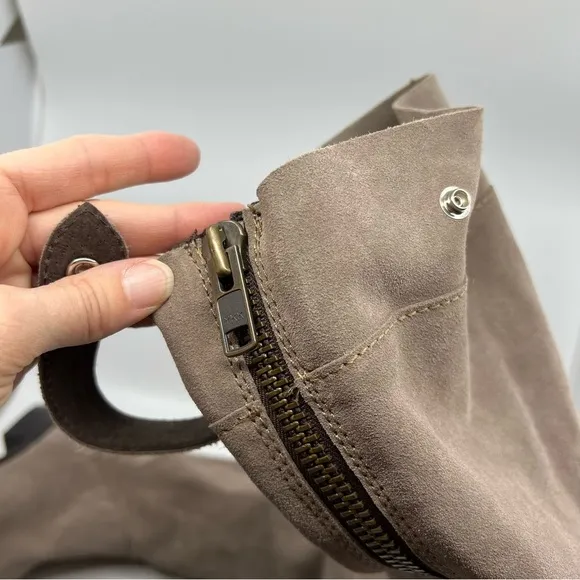 CORRAL 9‎ Suede Nubuck Leather Tall Riding Boots Taupe Grey Back Zip Western