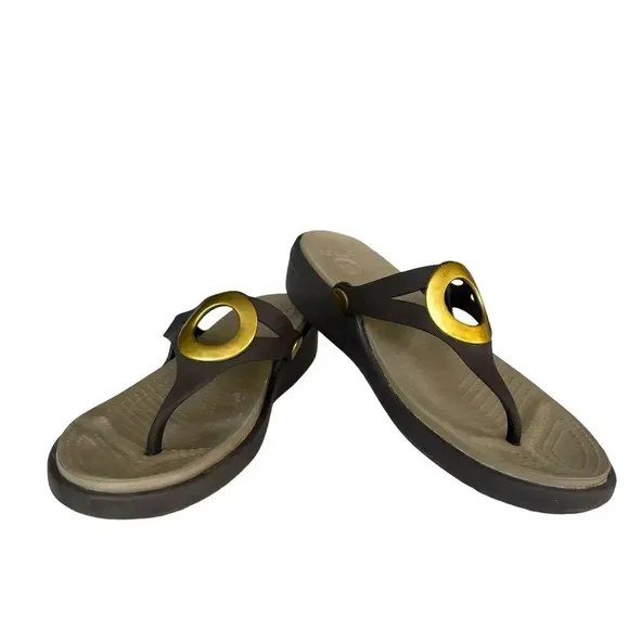CROCS Women's Sanrah Metallic O-ring Wedge Thong Sandals Espresso Gold Size 10