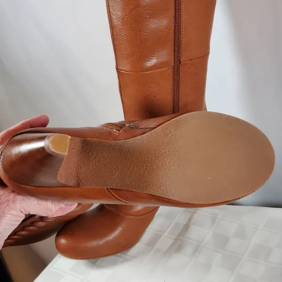 Crown Vintage Boots Lani