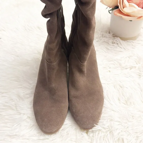 Crown Vintage Taupe Suede Slouchy Calf Heel Boots women size 6.5