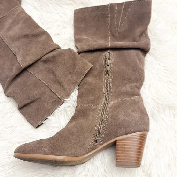 Crown Vintage Taupe Suede Slouchy Calf Heel Boots women size 6.5