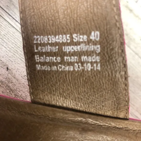 Dansko Dee Full Grain Leather Slide Fuchsia/Orchid size EU 40 = 9.5 - 10 USA