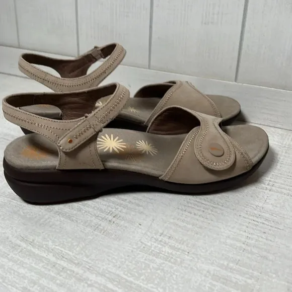 Dansko Iris Open Toe Slingback Sandals Women’s Size 10.5 - 11