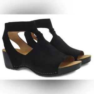 Dansko Taylin Sandals. Size 41