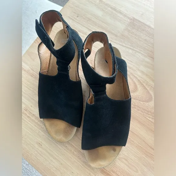 Dansko Taylin Sandals. Size 41