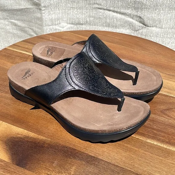 Dansko Women’s Priya Black Thong Sandals Flip Flop Slipper Slides Size 36