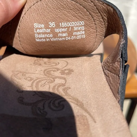 Dansko Women’s Priya Black Thong Sandals Flip Flop Slipper Slides Size 36