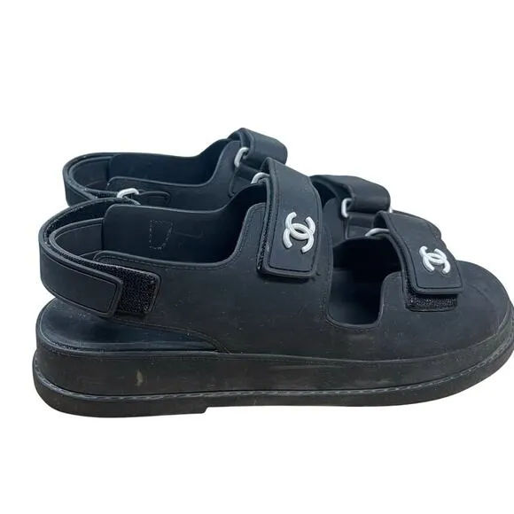 Designer Black Dad Sandals strappy size 40 / 8.5 US