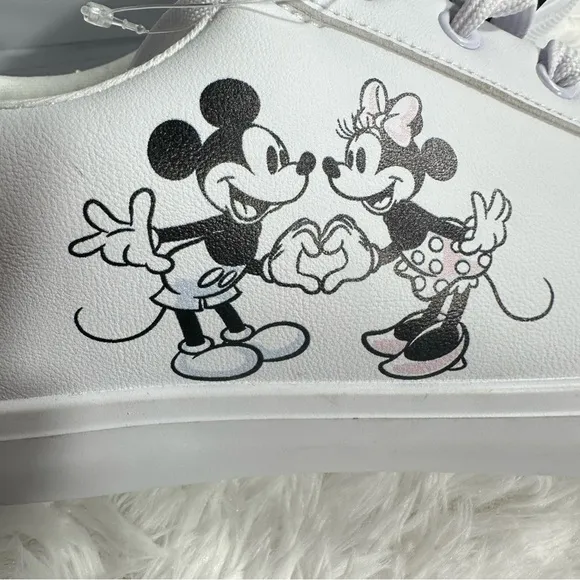 Disney Mickey Minnie Mouse Sneakers Womens 11 White Faux Leather Low Top Lace Up