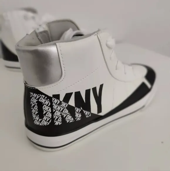 DKNY GIRLS &amp; BIG KID HANNAH LEENA HIGH TOP SNEAKERS Sz 5