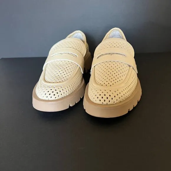 Dolce Vita Cream Lug Sole Leather Slip On Loafers Womens 9 Malila