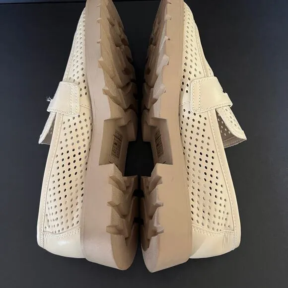 Dolce Vita Cream Lug Sole Leather Slip On Loafers Womens 9 Malila
