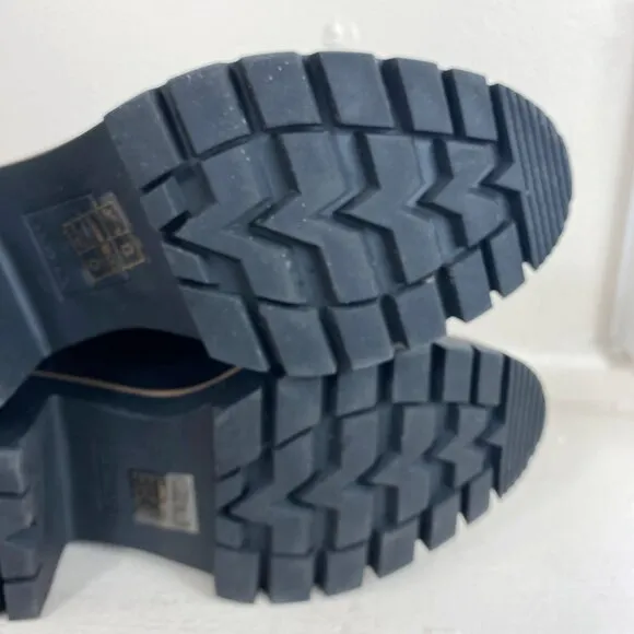 Dolce Vita Suede Lug Sole Heel Boots in Black Size 6.5
