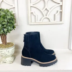 Dolce Vita Suede Lug Sole Heel Boots in Black Size 6.5