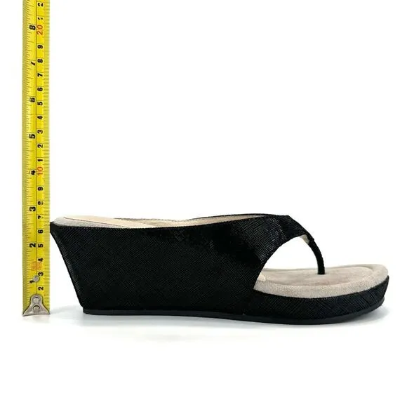DONALD J. PLINER &quot;GILLESA&quot; BLACK SHIMMERY LEATHER THONG TOE WEDGE HEEL SANDALS🆕