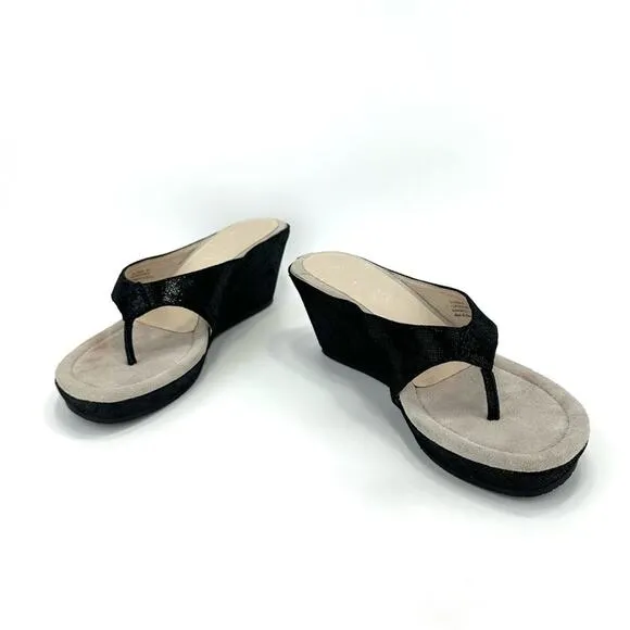DONALD J. PLINER &quot;GILLESA&quot; BLACK SHIMMERY LEATHER THONG TOE WEDGE HEEL SANDALS🆕