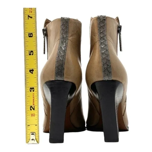 Donald‎ J Pliner &quot;Volt&quot; Leather Snakeskin Pointed Cap Toe Boots Booties Size 8