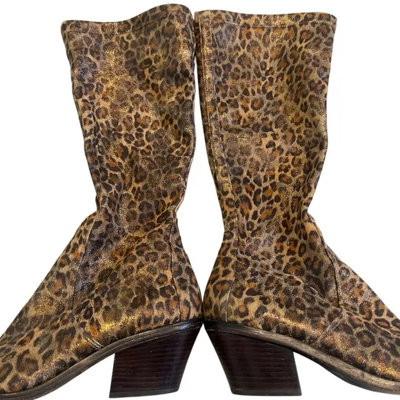 Donald J. Pliner Jokia 3 Animal Print Stretch Boots, Sz 8