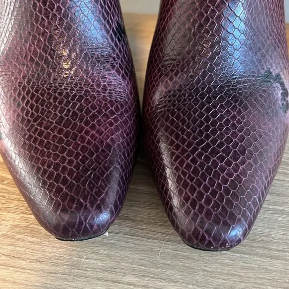 Donald J. Pliner Laila Purple Snakeskin Chelsea Octagon Heel Boots, 6.5