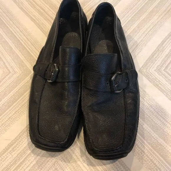 Donald J Pliner Men’s Black Leather Buckle Loafers