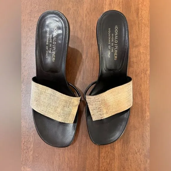 Donald J. Pliner Tatum Thong Slide Golden Metallic Sandal 2.5&quot; Heels Size 7.5M