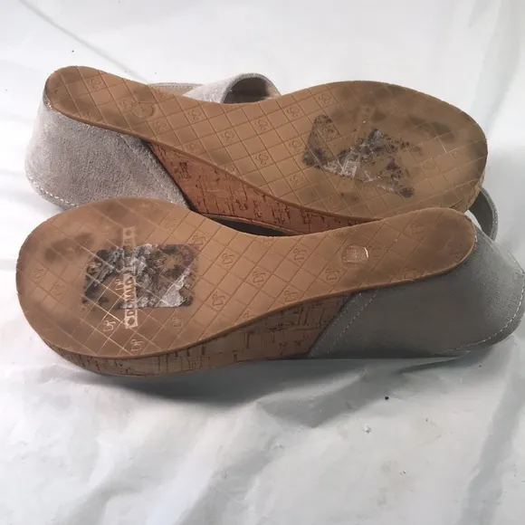 Donald Pliner Gilee Women’s Metallic Gray Suede Thong Cork Wedges