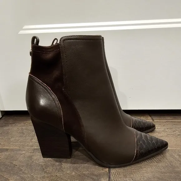 Donald Pliner Nicco Boots sz 8.5