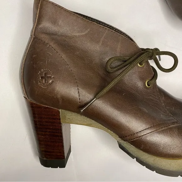 Dr. Martens Viviana Leather Heeled Boots Size 11