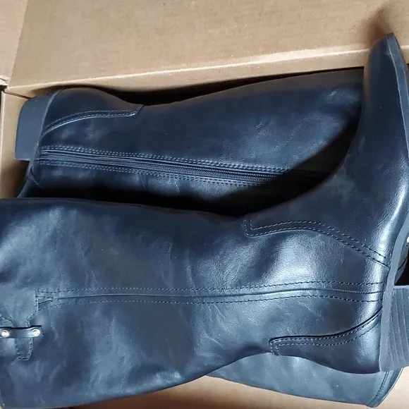 Dr. Scholl's Wide Calf Boots Size 9 NEW!