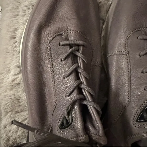Ecco Grey St. 360 Sport Gravity Full Grain Leather Lightweight Sneakers 11-11.5