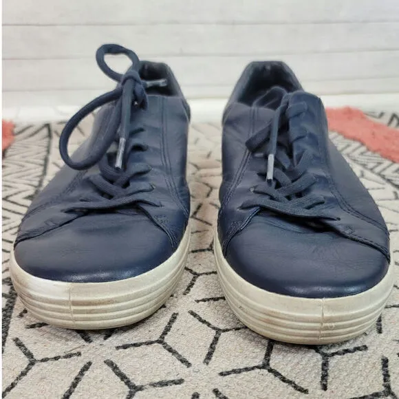 ECCO TOWN SNEAKERS IN NAVY BLUE, SZ 10/44